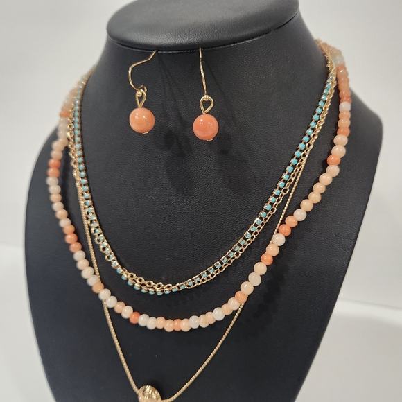 NWT Layered Multi Color Semi-Precious Necklace Set - Picture 3 of 5